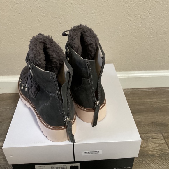 New Dolce Vita Pacen Boots - Picture 2 of 3